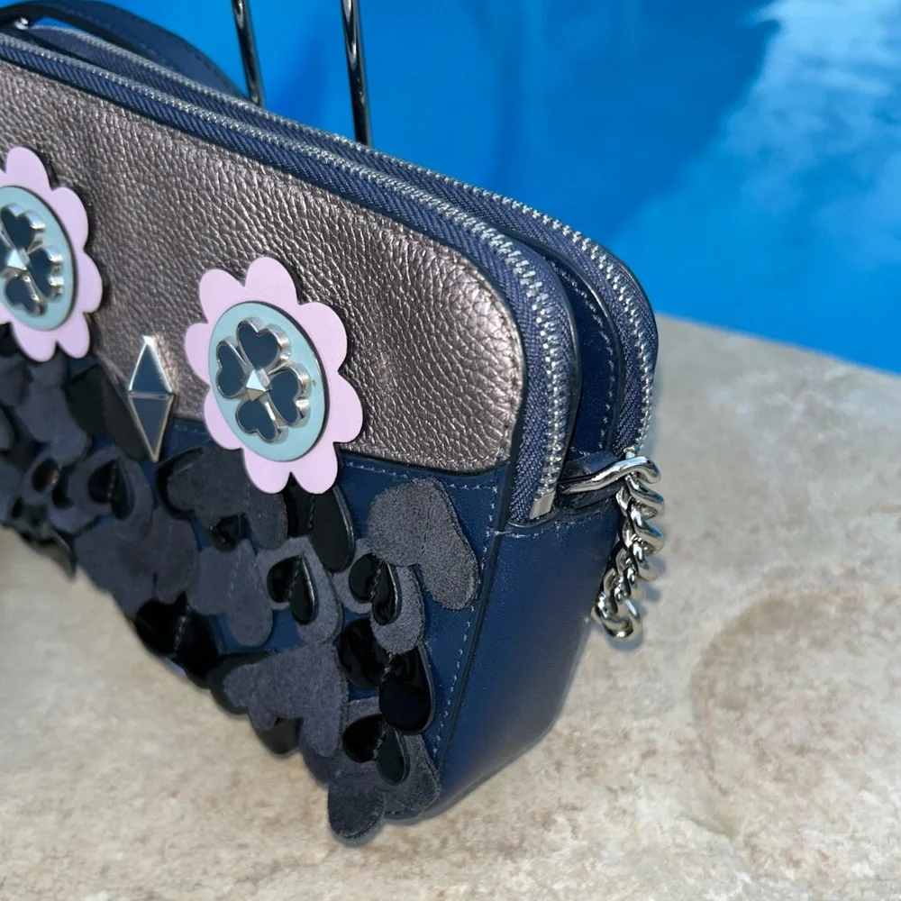 Kate Spade New York Floral Appliqué Camera Crossbody Bag - Picture 4 of 9